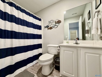 Gorgeous, income-producing lake front home in desired Chesnut - photo 35
