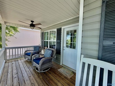 Gorgeous, income-producing lake front home in desired Chesnut - photo 38