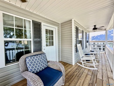 Gorgeous, income-producing lake front home in desired Chesnut - photo 39