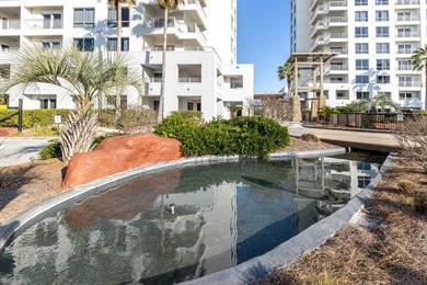 Perched on the 19th-floor penthouse level, this exceptional Luau - photo 40