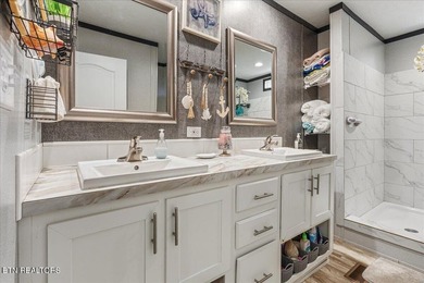 Welcome home to this beautiful 2023 manufactured home offering - photo 13