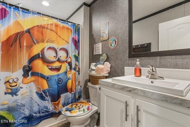 Welcome home to this beautiful 2023 manufactured home offering - photo 16