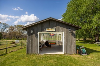 Welcome to The Bentonville Trailside Homestead, a beautifully - photo 34