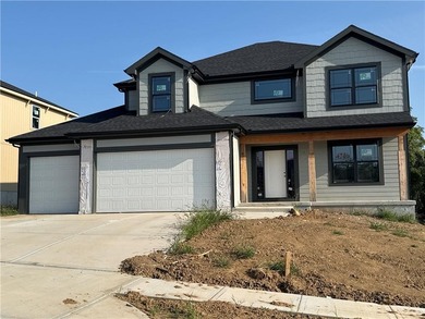 (private lake, pond, coastal) Home Active Under Contract in Kansas City Missouri