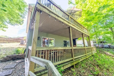 Waterfront Home, dock with a large shop across the street - photo 41