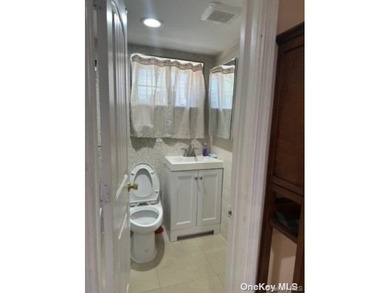 A beautiful 2 dwelling home, brick detached corner property - photo 11