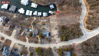 Deep water. Cove protection. Private dock. This rare 5-bedroom - photo 40