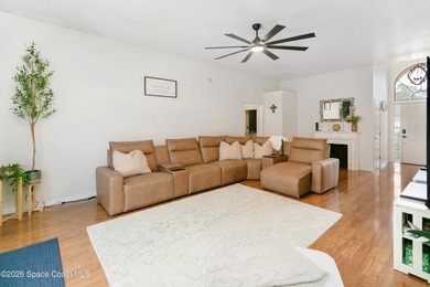 Motivated seller!! Welcome to this beautiful 4-bedroom, 2-bath - photo 7