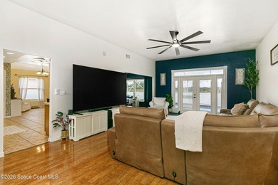 Motivated seller!! Welcome to this beautiful 4-bedroom, 2-bath - photo 8