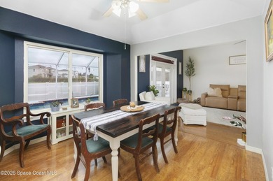Motivated seller!! Welcome to this beautiful 4-bedroom, 2-bath - photo 9