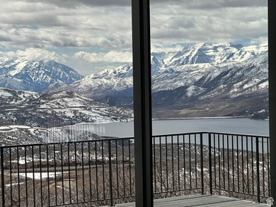 Discover unbeatable panoramic views of Deer Valley, the - photo 3
