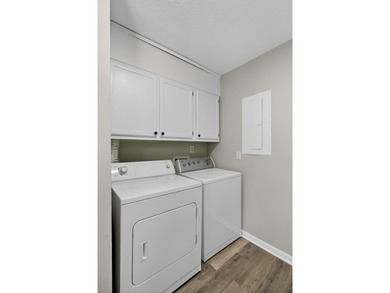 Welcome to Brigadier Condominium, where comfort, convenience - photo 15