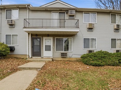 Located in the borough of Staten Island, this 38-unit - photo 15