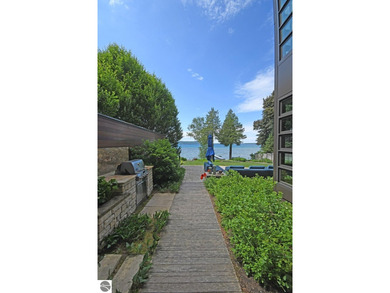 Welcome to this architecturally designed, LEED certified home - photo 16