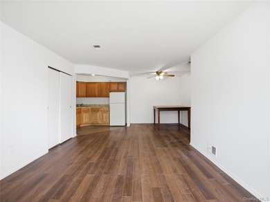 Located in the borough of Staten Island, this 38-unit - photo 17