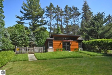 Welcome to this architecturally designed, LEED certified home - photo 20