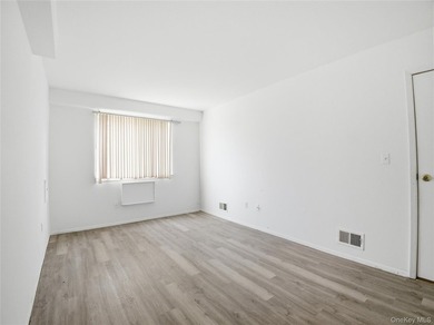 Located in the borough of Staten Island, this 38-unit - photo 23