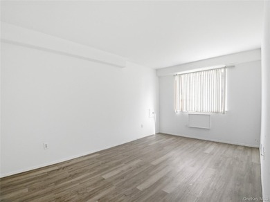 Located in the borough of Staten Island, this 38-unit - photo 25