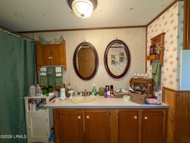 ATTENTION ALL CASH BUYERS! Welcome to this 3-bed, 2-bath 1991 - photo 26