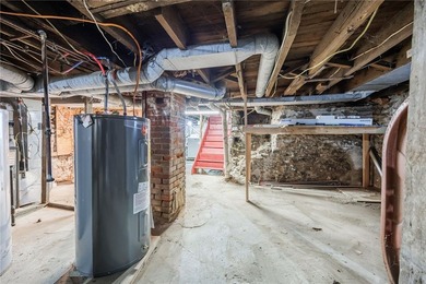 Welcome to 366 Tremont Street; a beautifully updated 4-bedroom - photo 30