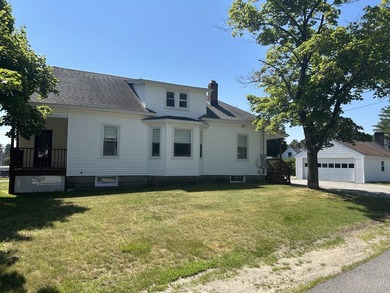 MAIN STREET VISIBILITY! Perfect spot for a small office - photo 3