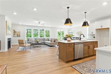 THIS IS A TO BE BUILT HOME! Ask about structural options and - photo 16