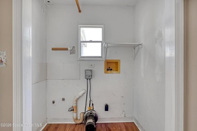 This Charming 2-bedroom, 2-bath manufactured home in the 55+ - photo 16