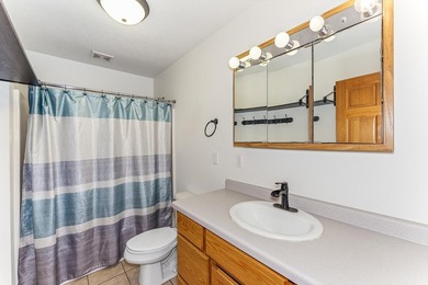 Whether you are searching for a peaceful year-round residence - photo 18