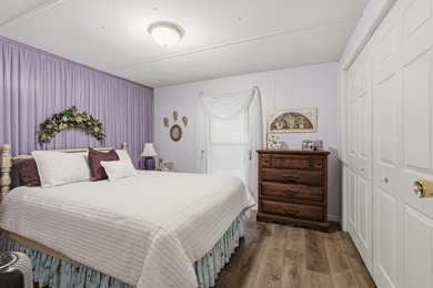 Move right into this immaculately maintained 1980 mobile home - photo 22