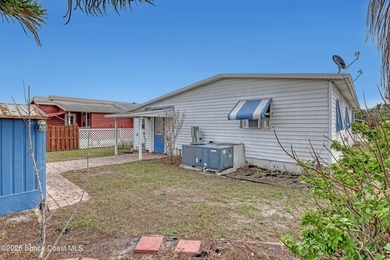 This Charming 2-bedroom, 2-bath manufactured home in the 55+ - photo 24