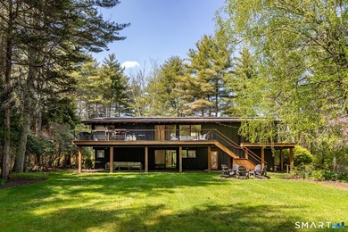 This 70s Modern home has been revamped to a 21st century - photo 1