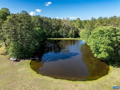 Welcome home to *The Greystone Cottage*, a stunning property - photo 12