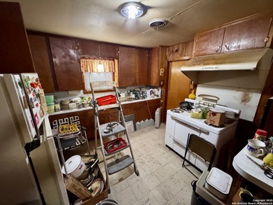 1,560 sq ft 2 bedroom 1 bath home located on .34 acre lot in the