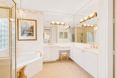 Welcome to this spacious single-family home in one of Boynton - photo 17
