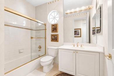 Welcome to this spacious single-family home in one of Boynton - photo 21