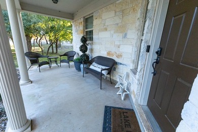 This exceptional Austin stone home offers 3 bedrooms, 2 - photo 23