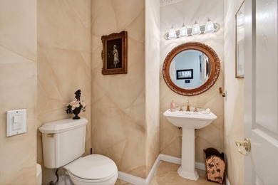 Welcome to this spacious single-family home in one of Boynton - photo 24