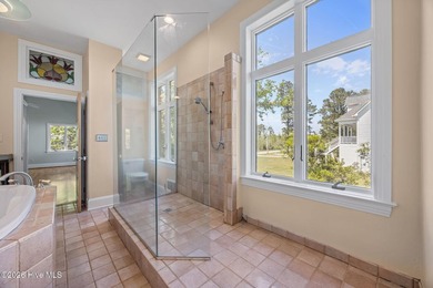 Welcome to 401 Harbor Dr, where waterfront living meets a - photo 31