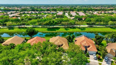 Welcome to this spacious single-family home in one of Boynton - photo 39