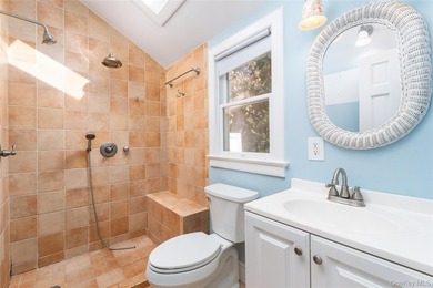 Welcome to your perfect Hamptons retreat in the heart of Hampton - photo 10