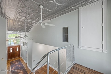 Welcome to 401 Harbor Dr, where waterfront living meets a - photo 45