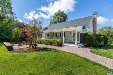 Welcome home to *The Greystone Cottage*, a stunning property - photo 50