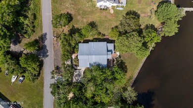 Welcome to 401 Harbor Dr, where waterfront living meets a - photo 50