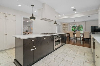 Welcome to this exceptional 5-bedroom, 4.1-bath ranch home - photo 15