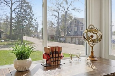 Seller will look at all reasonable offers.Imagine walking up - photo 17