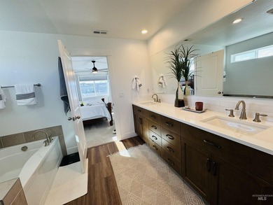 Located in the highly sought-after Carriage Hill West - photo 20
