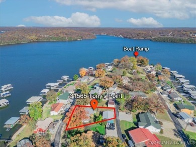 Lake of the Ozarks Home For Sale in Gravois Mills Missouri