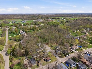 Seller will look at all reasonable offers.Imagine walking up - photo 30