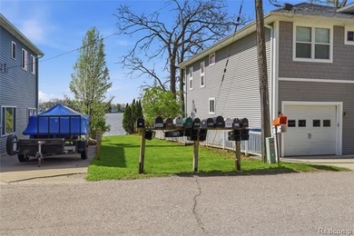 Seller will look at all reasonable offers.Imagine walking up - photo 35