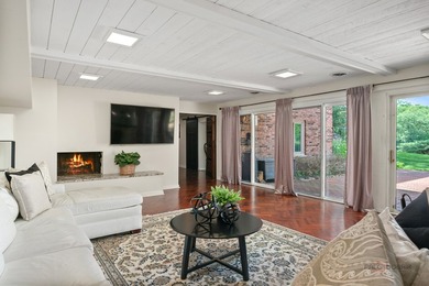 Welcome to this exceptional 5-bedroom, 4.1-bath ranch home - photo 40